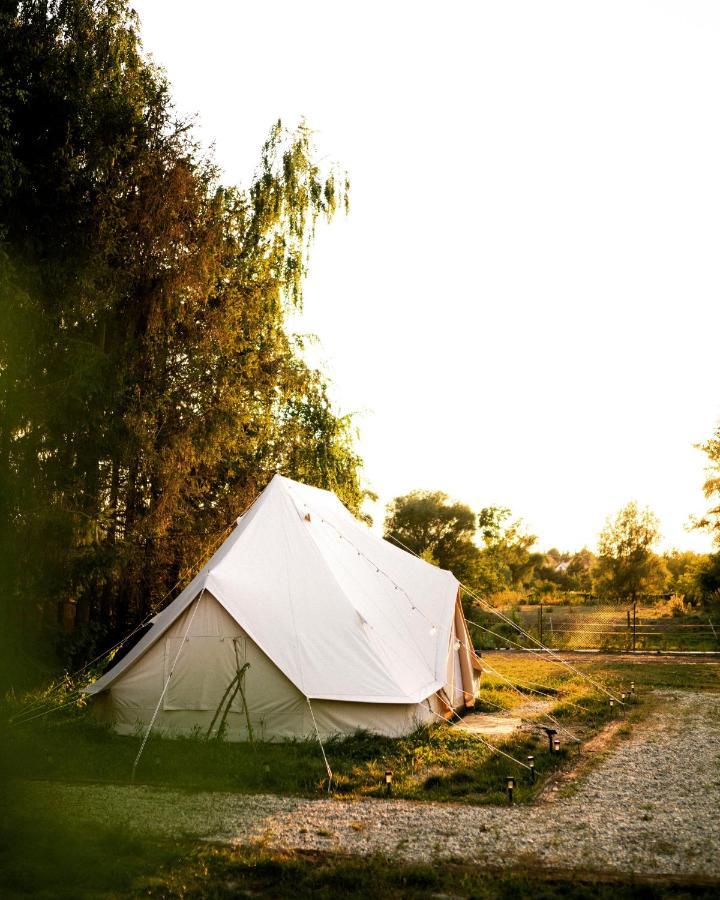 Bozsky Glamp Hotel Valtice Esterno foto